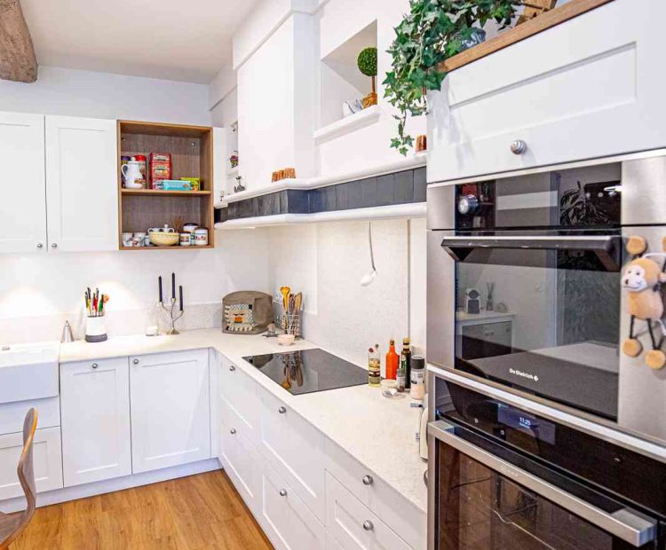 découvrez nos conseils pratiques et astuces pour refaire votre cuisine vous-même. inspirez-vous d’idées de rénovation, choisissez les bons matériaux et réalisez votre projet pas à pas, même si vous êtes débutant !