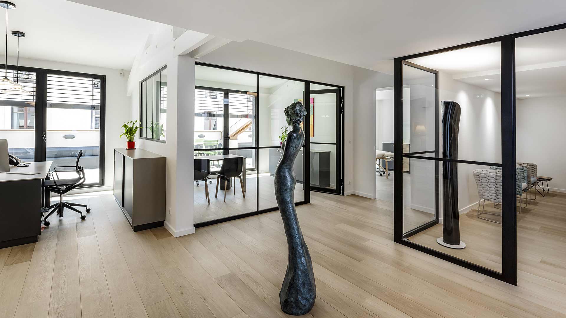 confiez vos travaux de rénovation à annecy à des professionnels qualifiés. rénovation intérieure, extérieure, appartements ou maisons : conseils personnalisés et devis gratuit.