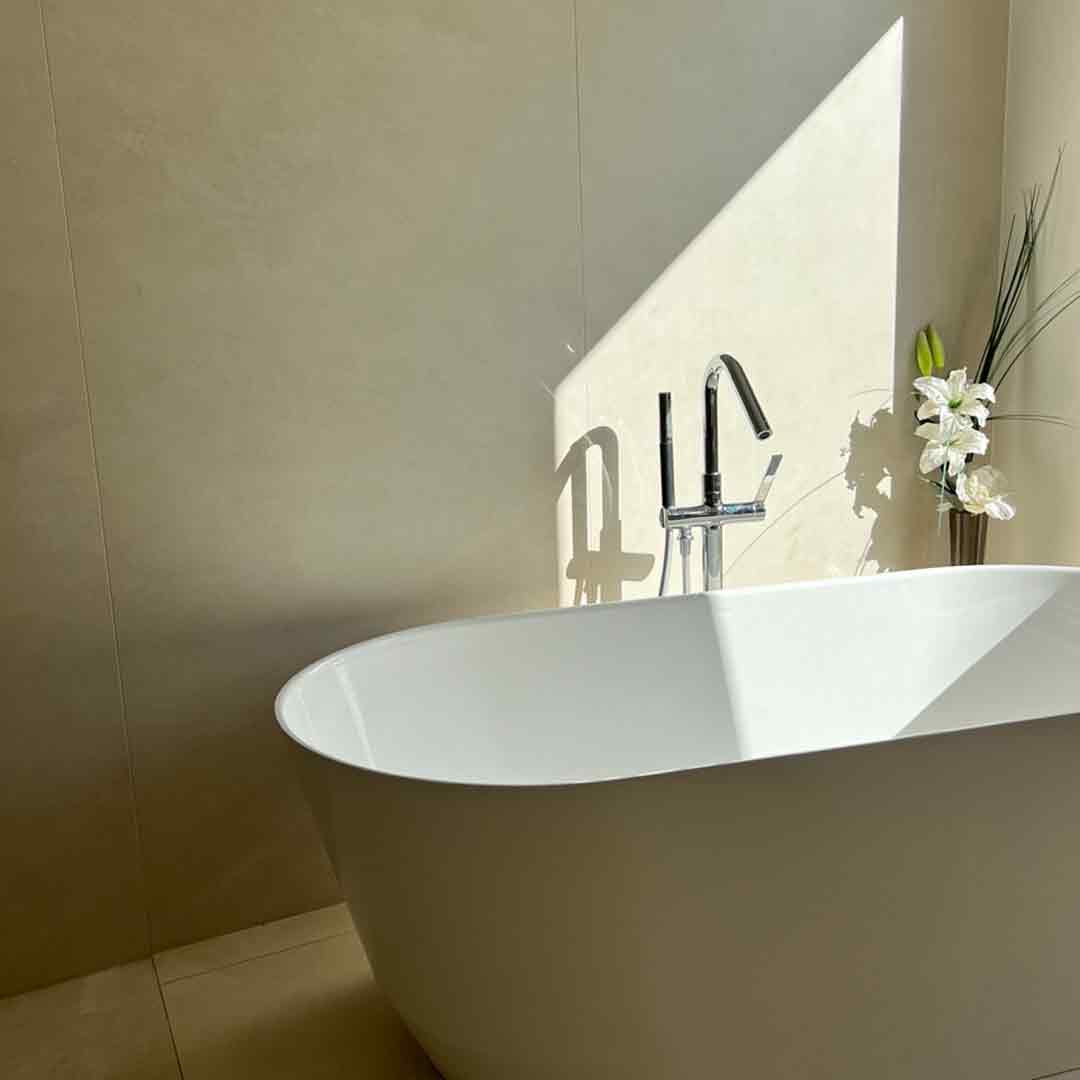 confiez la rénovation de votre baignoire à paris en 2025 à des experts. solutions modernes, devis gratuit, remise à neuf rapide, design tendance et matériaux durables. redonnez vie à votre salle de bain !