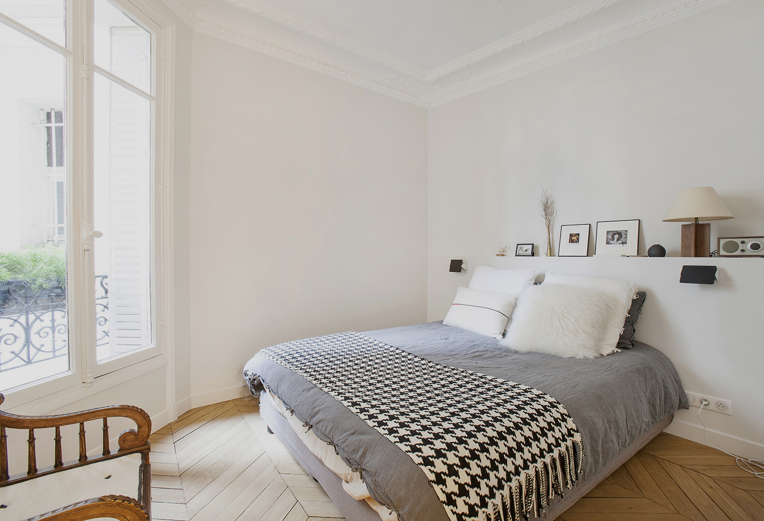 confiez la rénovation de votre chambre à paris à des experts. solutions sur mesure, design moderne et finitions impeccables pour transformer votre espace selon vos envies !