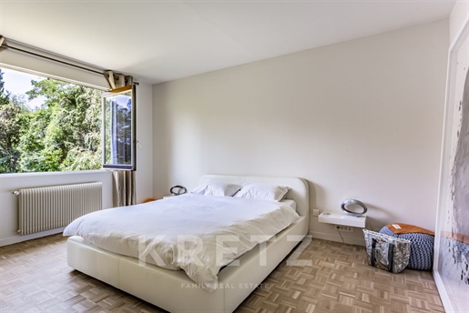 confiez la rénovation de votre cuisine à banthelu à des experts qualifiés. transformez votre espace avec des solutions sur-mesure, matériaux de qualité et finitions soignées. devis gratuit et accompagnement personnalisé.