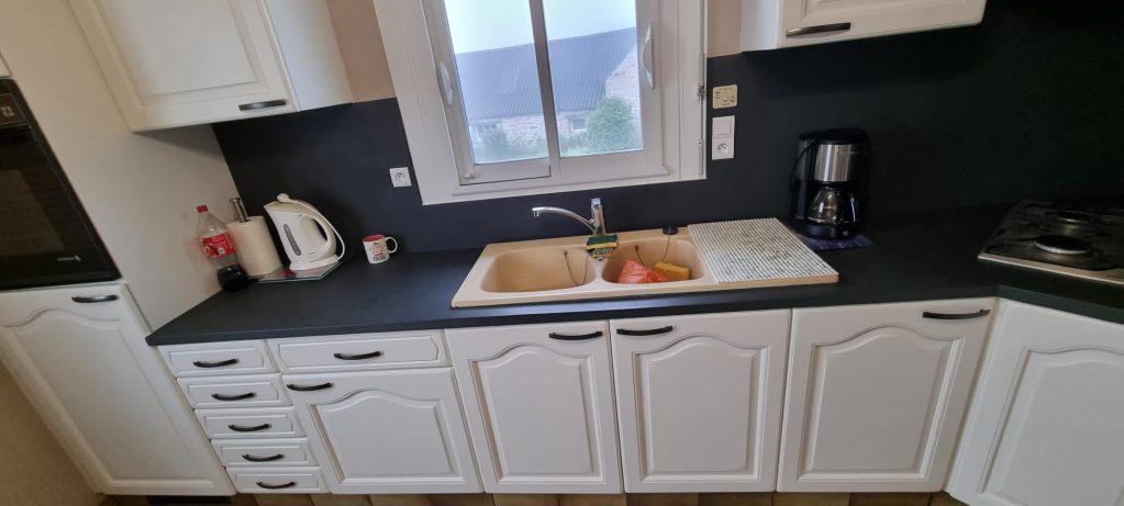 donnez une nouvelle vie à votre intérieur avec notre service de rénovation de cuisine à beautheil. conseils personnalisés, matériaux de qualité et réalisation sur mesure pour une cuisine moderne et fonctionnelle.