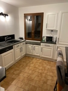 confiez votre rénovation de cuisine à berville à des spécialistes. modernisez votre espace avec des solutions sur-mesure, de la conception à la réalisation. devis gratuit et conseils personnalisés.