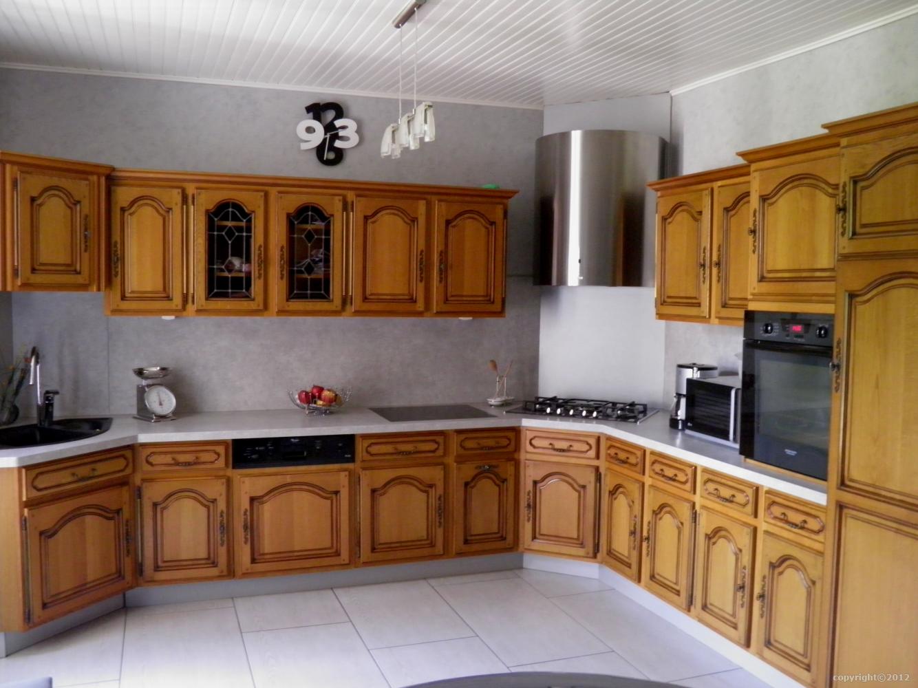 confiez la rénovation de votre cuisine à bois-herpin à des experts. profitez d’un espace moderne, fonctionnel et adapté à vos envies grâce à des matériaux de qualité et un savoir-faire local.