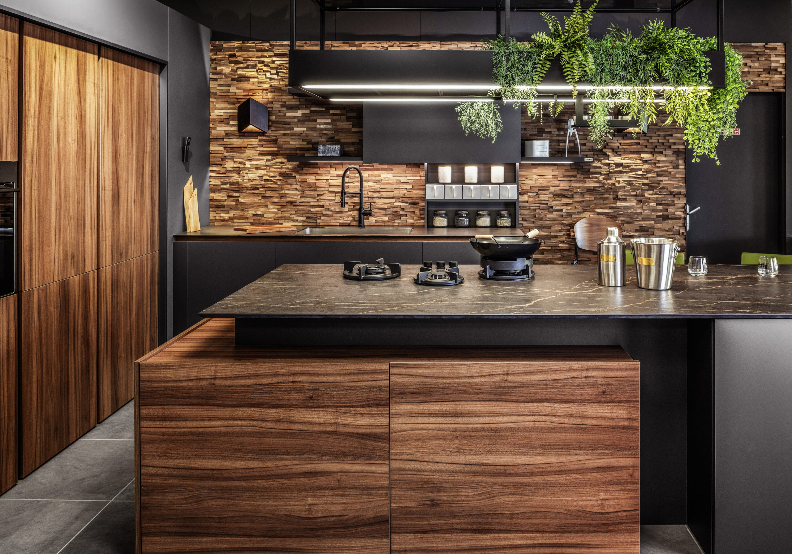 confiez la rénovation de votre cuisine à boisset à des experts. modernisation, aménagement sur-mesure et conseils personnalisés pour une cuisine fonctionnelle et esthétique.