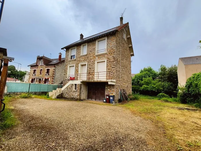 confiez la rénovation de votre cuisine à brou-sur-chantereine à des experts. bénéficiez d’un service personnalisé, de conseils sur-mesure et d’un résultat moderne et fonctionnel. demandez votre devis gratuit !