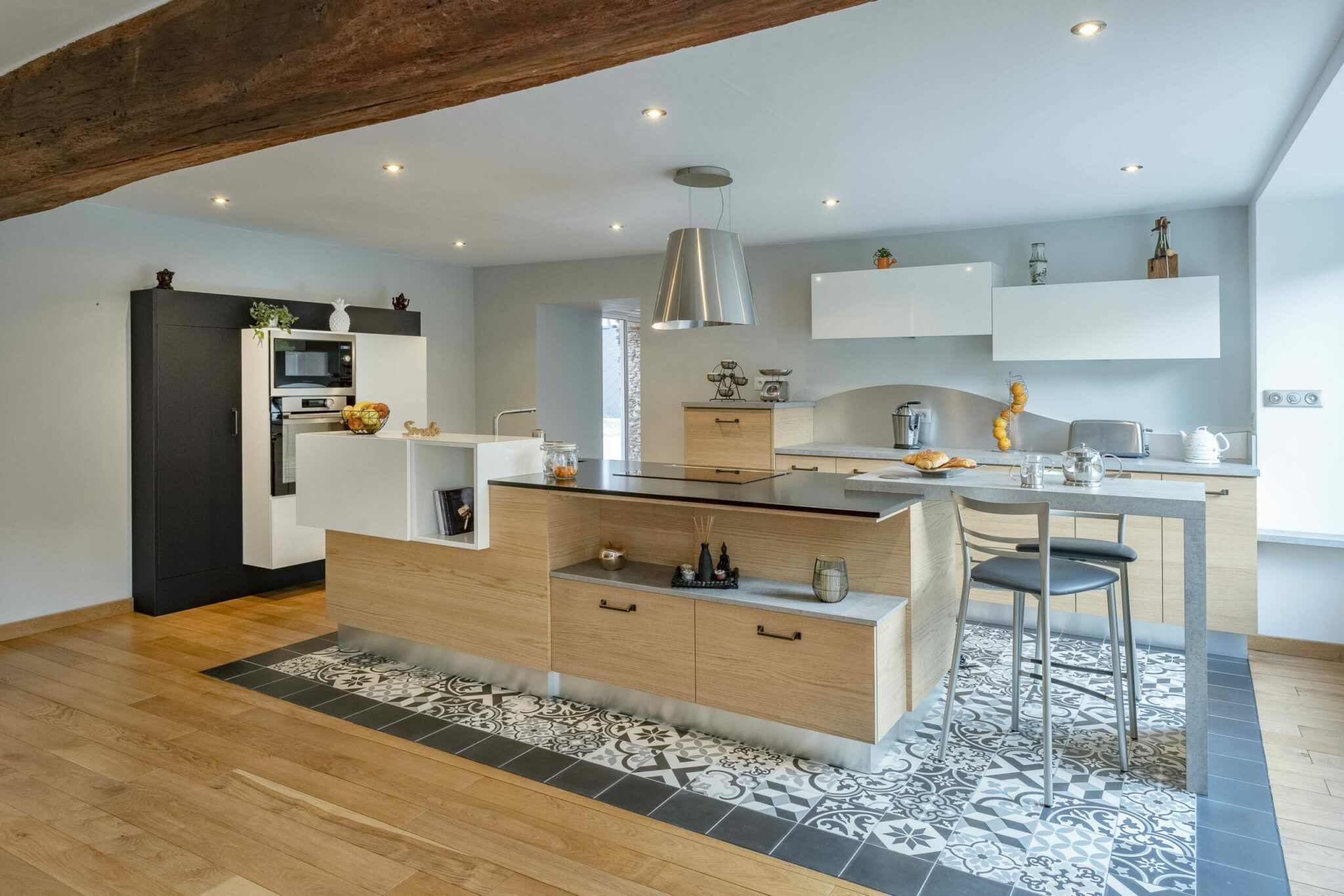 confiez la rénovation de votre cuisine à chaufour à des experts qualifiés. profitez d’un design moderne, de matériaux de qualité et d’un accompagnement personnalisé pour transformer votre espace culinaire.