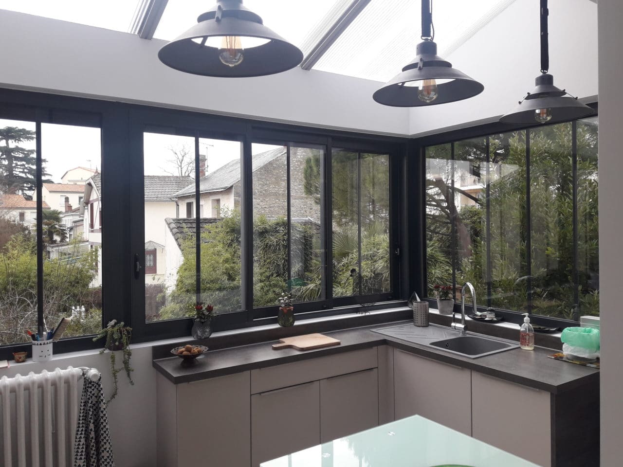 confiez la rénovation de votre cuisine à chauvray à des professionnels qualifiés. améliorez design, confort et fonctionnalité pour une cuisine moderne et sur-mesure. demandez votre devis gratuit !