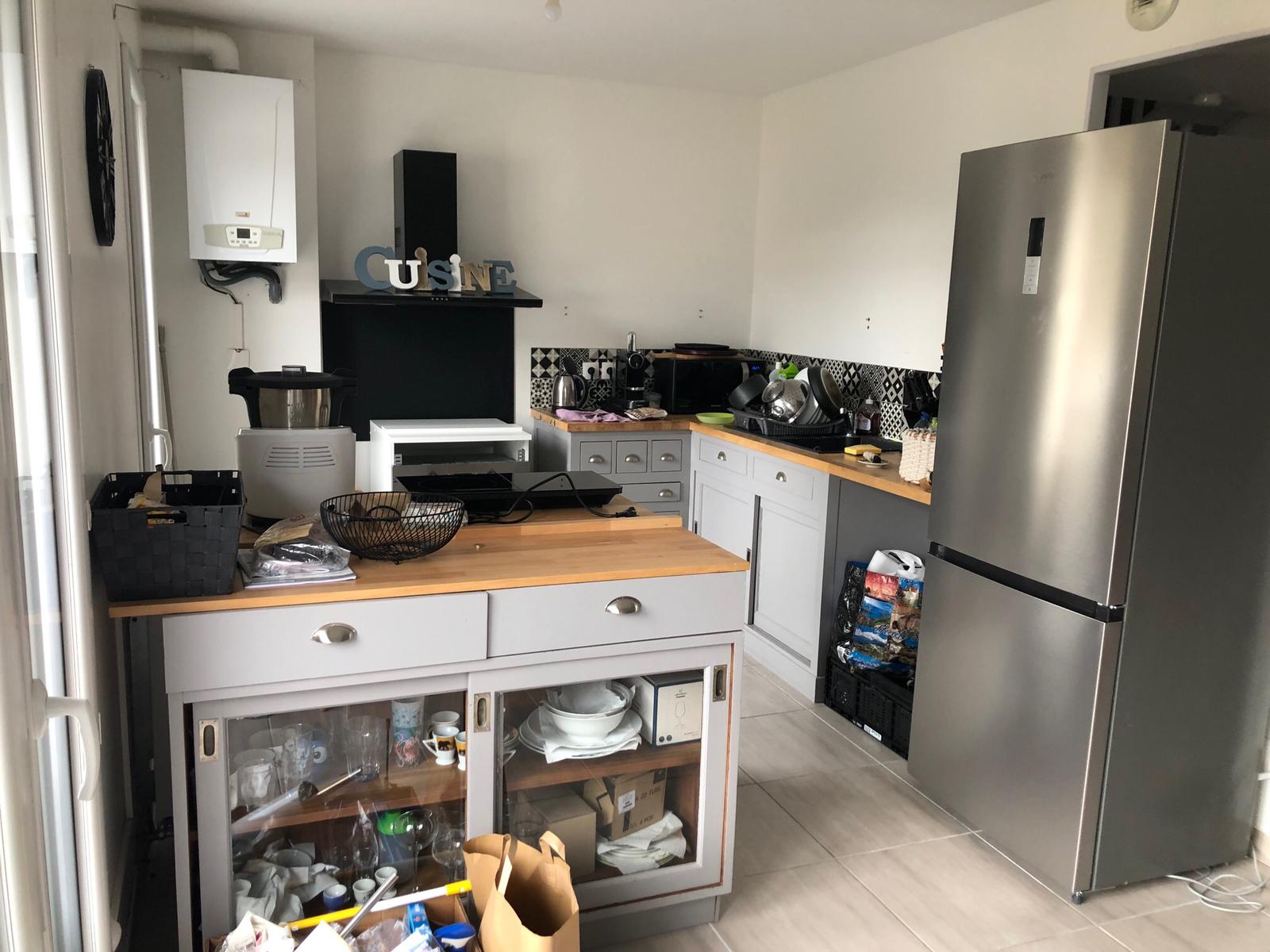 envie de transformer votre cuisine à chevannes ? découvrez nos solutions personnalisées pour la rénovation de cuisine, du conseil à la réalisation, afin d’optimiser votre espace avec style et fonctionnalité.