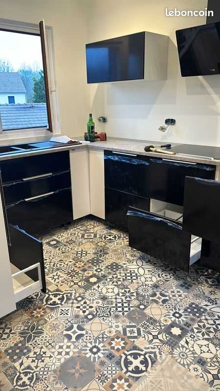 confiez la rénovation de votre cuisine à condé-sur-vesgre à des experts. conseils personnalisés, design moderne et travaux de qualité pour transformer votre espace culinaire.