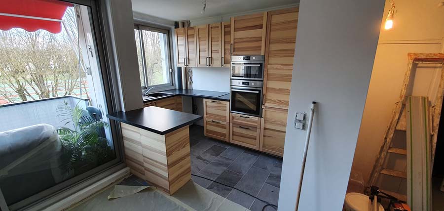 optez pour une rénovation de cuisine sur mesure à croissy. modernisez votre espace avec des solutions innovantes, un accompagnement personnalisé et des finitions de qualité. obtenez un devis gratuit !