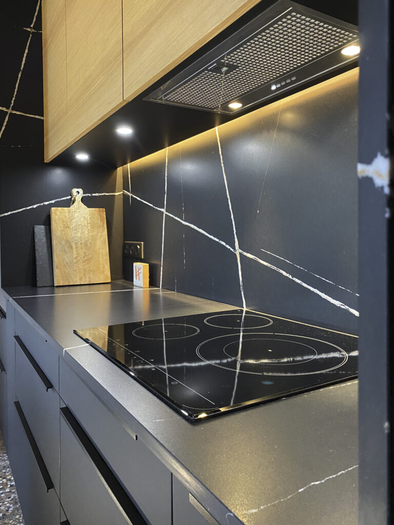 vous cherchez une rénovation de cuisine à draveil ? profitez de solutions sur mesure, d’un accompagnement personnalisé et de matériaux de qualité pour moderniser et valoriser votre espace cuisine dès aujourd’hui.