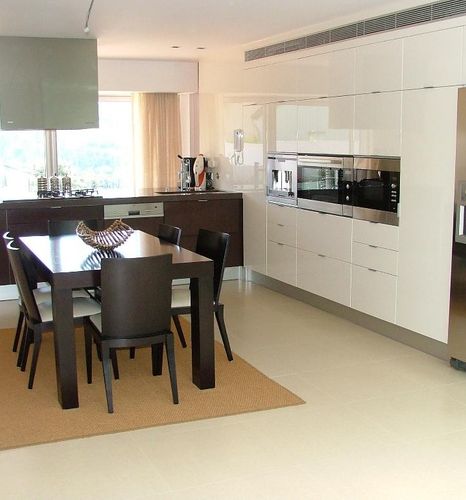 découvrez nos services de rénovation de cuisine à eaubonne : conception sur mesure, matériaux de qualité et accompagnement personnalisé pour transformer votre espace culinaire selon vos envies.