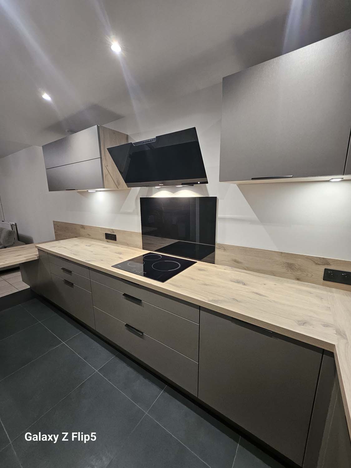 confiez la rénovation de votre cuisine à gennevilliers à des professionnels expérimentés. modernisez votre espace avec des solutions sur-mesure, des matériaux de qualité et un accompagnement personnalisé. demandez votre devis gratuit !