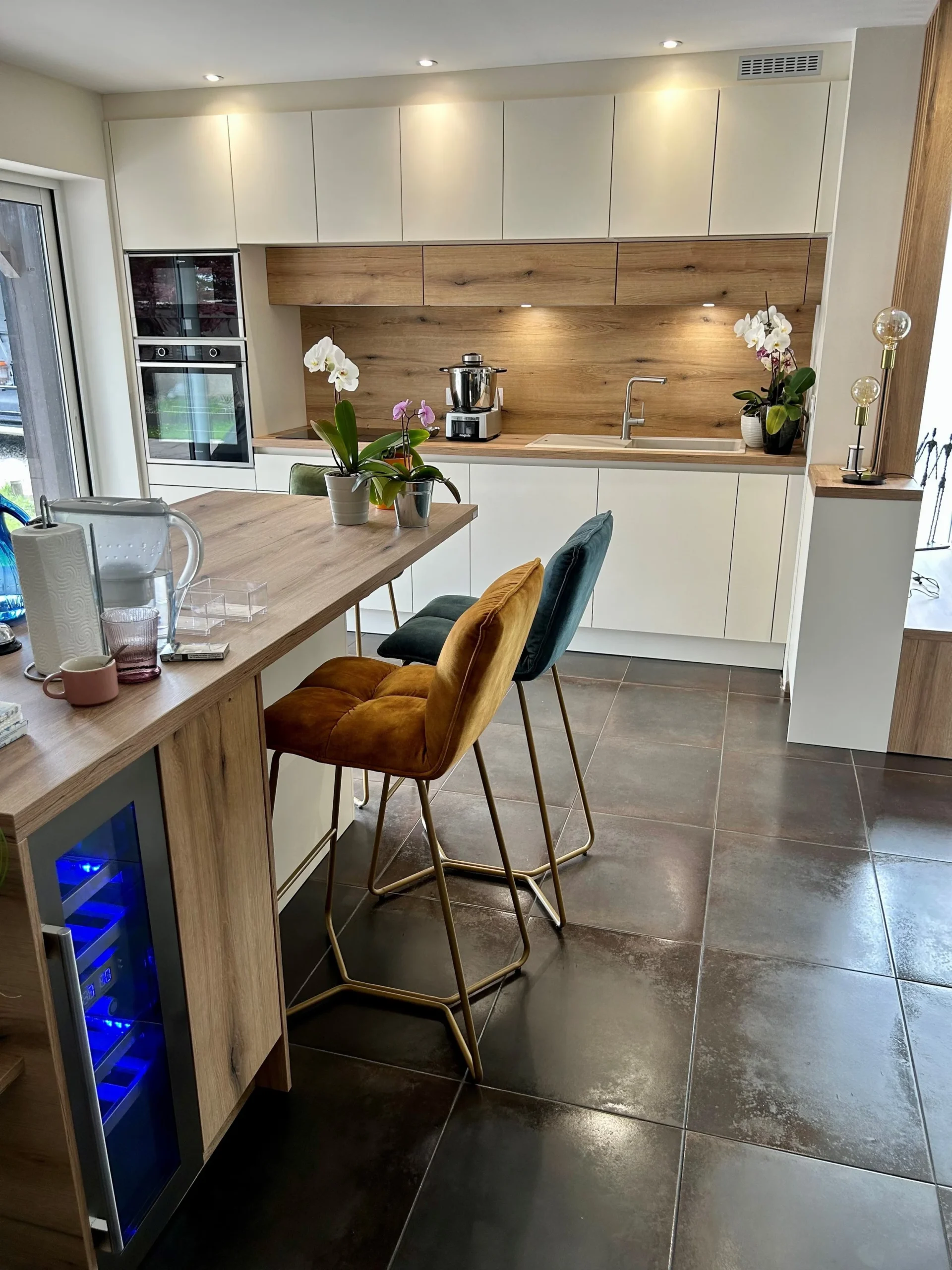 confiez la rénovation de votre cuisine à bellefontaine à des experts. modernisez votre espace avec des solutions sur mesure, fonctionnelles et esthétiques. obtenez un devis gratuit dès maintenant !