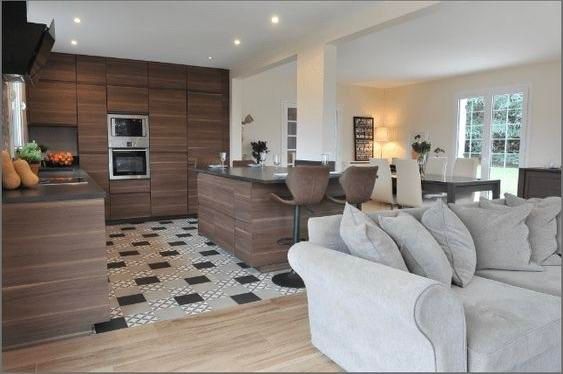 confiez la rénovation de votre bien immobilier à paris à des experts. services complets de rénovation, conseils personnalisés et accompagnement sur mesure pour valoriser votre patrimoine immobilier.