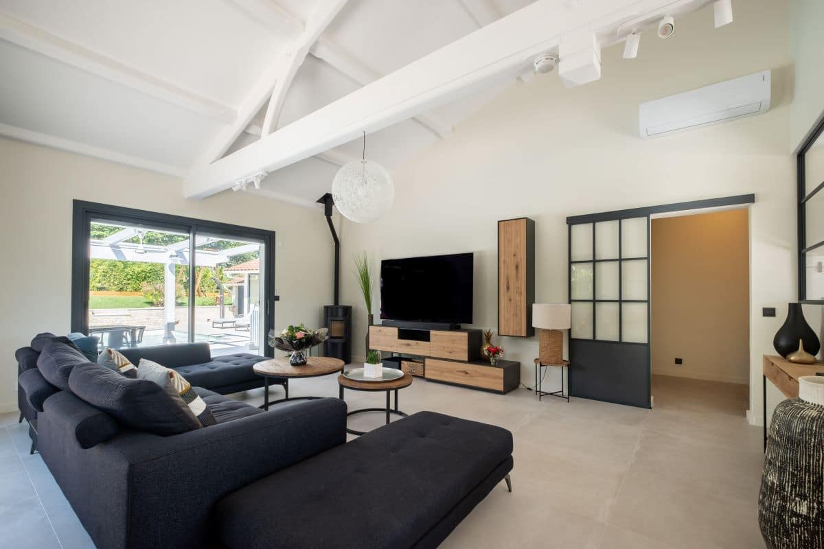 découvrez nos solutions de rénovation intérieure pour transformer votre espace de vie. conseils, inspirations et professionnels qualifiés pour réussir tous vos projets de décoration et d’aménagement intérieur.