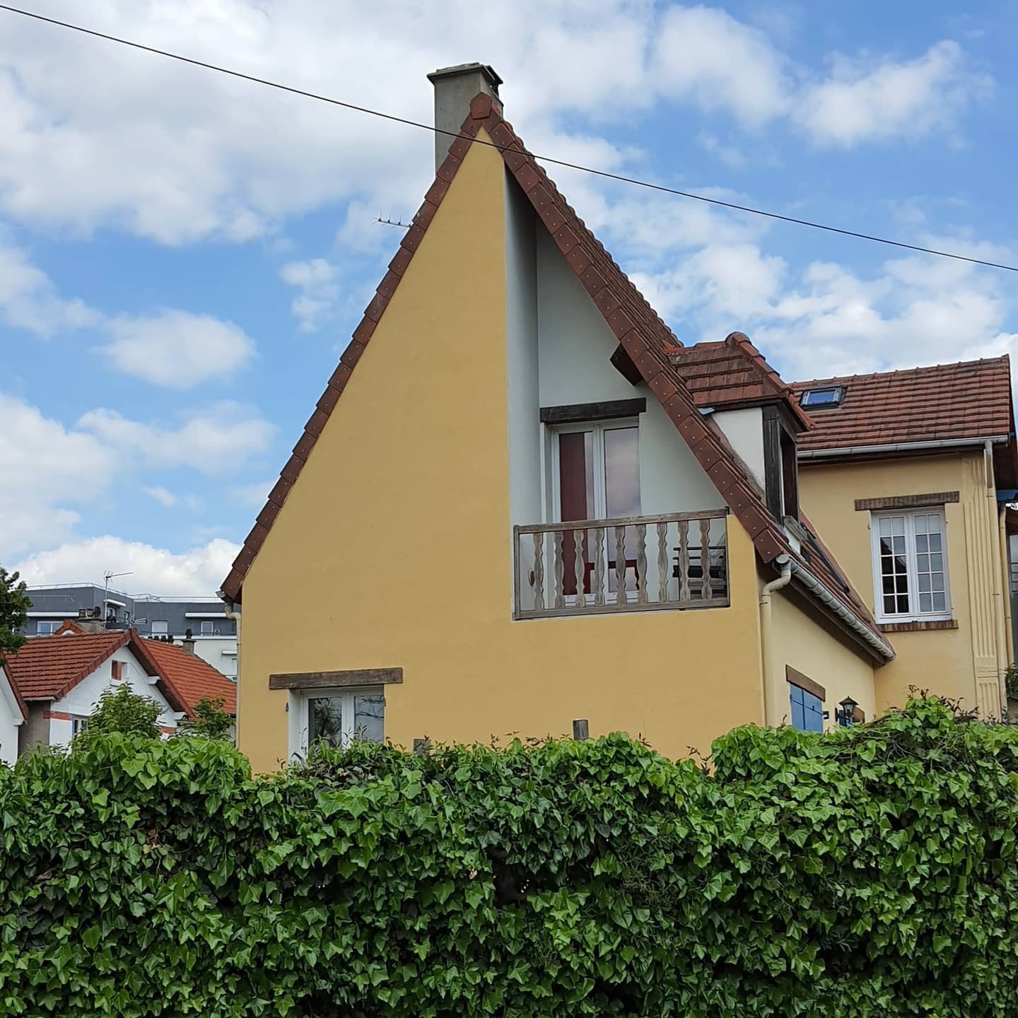 confiez la rénovation de votre maison à annecy à des experts. travaux de qualité, conseils personnalisés et respect de vos envies pour sublimer votre intérieur et valoriser votre bien immobilier.
