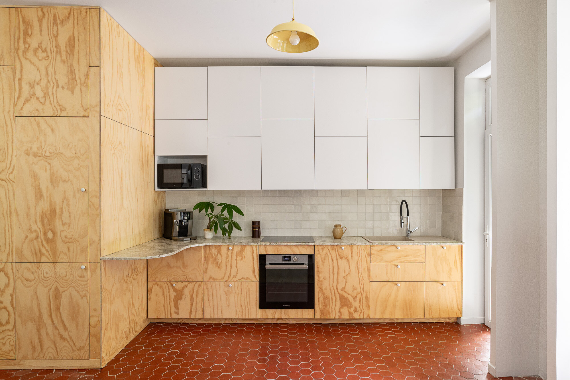 spécialiste de la rénovation de maison à marseille, nous transformons votre habitat selon vos envies : travaux complets, aménagements sur mesure et conseils d’experts. obtenez un devis gratuit pour redonner vie à votre maison !