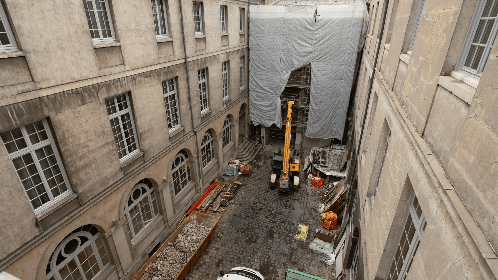 découvrez nos conseils et services pour la rénovation de maison à paris en 2025 : travaux, tendances et accompagnement sur-mesure pour transformer votre intérieur avec succès.