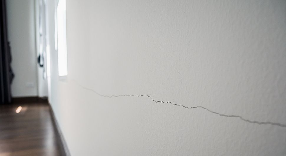 découvrez nos conseils et solutions pour la rénovation de murs : astuces, matériaux, étapes et idées pour transformer et rafraîchir vos espaces intérieurs ou extérieurs.