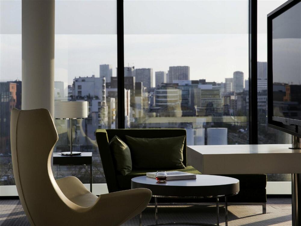 découvrez tout sur la rénovation du pullman paris prévue pour 2025 : nouveaux aménagements, modernisation des espaces et expérience client améliorée au cœur de la capitale.