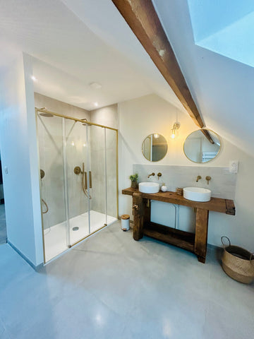 découvrez nos conseils et tendances 2025 pour réussir la rénovation de votre salle de bain : idées de design, choix des matériaux et astuces pour optimiser l'espace et le budget.