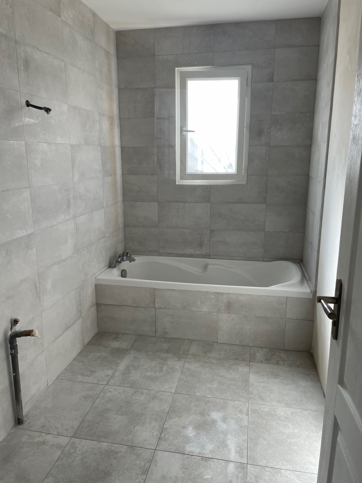 confiez la rénovation de votre salle de bain à bannost-villegagnon à des experts. profitez de conseils personnalisés, de matériaux de qualité et d'un travail soigné pour moderniser et optimiser votre espace selon vos envies.