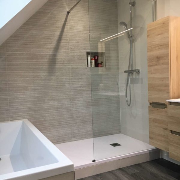 confiez la rénovation de votre salle de bain à bannost-villegagnon à des professionnels expérimentés. modernisation, sécurité & confort. devis gratuit et conseils personnalisés.