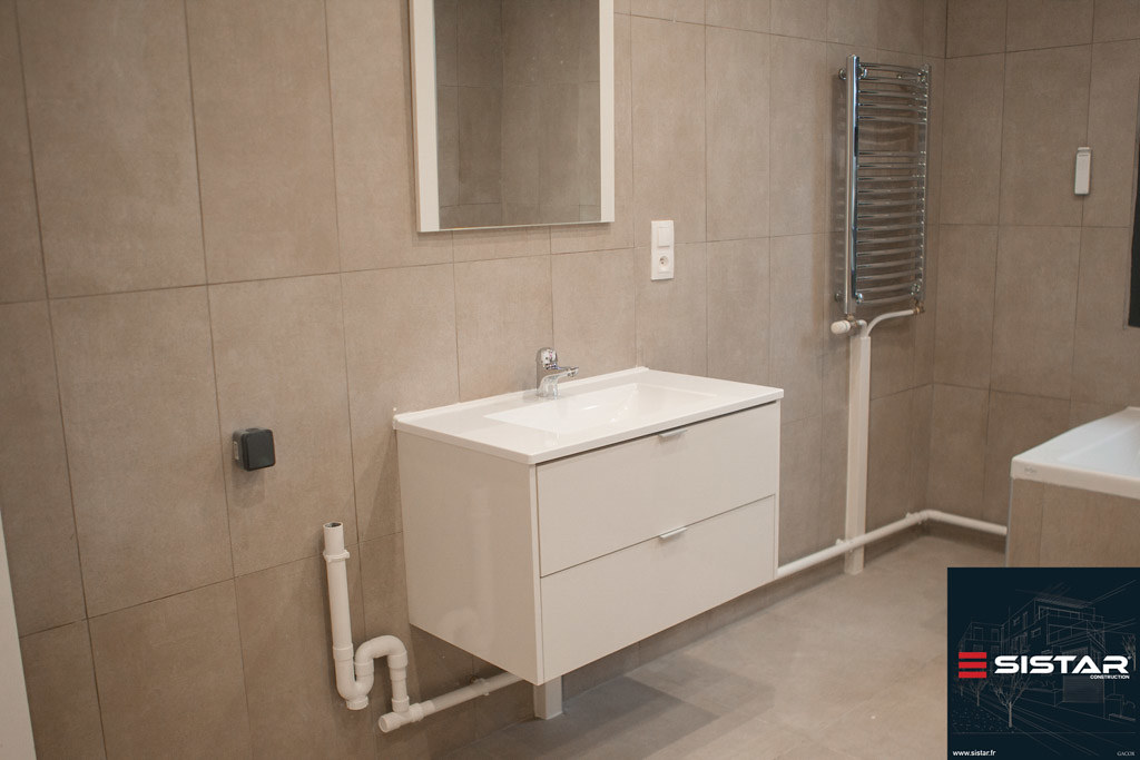 confiez la rénovation de votre salle de bain à beauchamp à une équipe de professionnels. modernisez votre espace avec des solutions sur mesure, des matériaux de qualité et un service rapide.