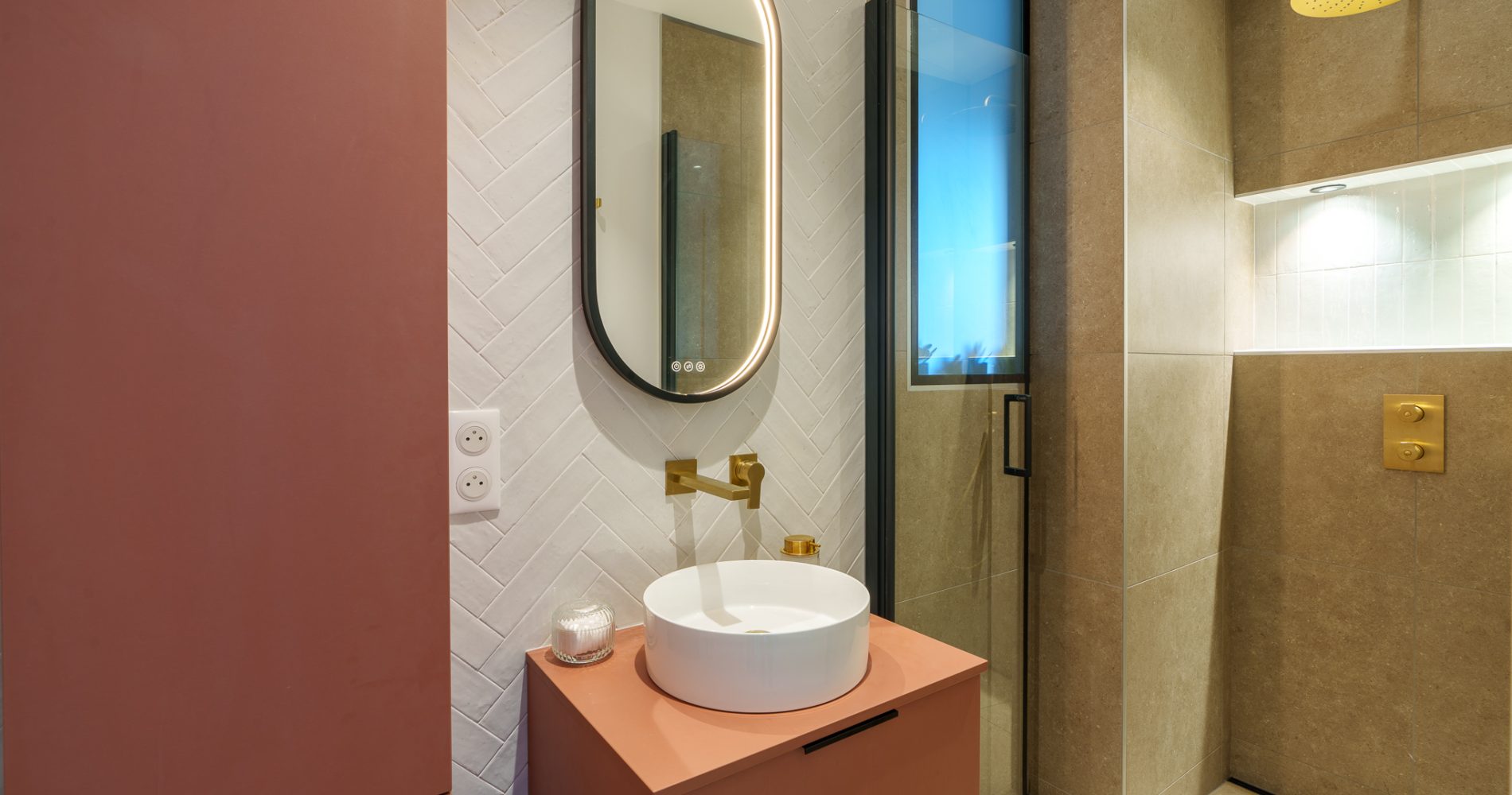 confiez la rénovation de votre salle de bain à beauvoir à des experts qualifiés. modernisez votre espace, profitez de conseils personnalisés et d’un accompagnement sur-mesure pour un résultat à la hauteur de vos attentes.