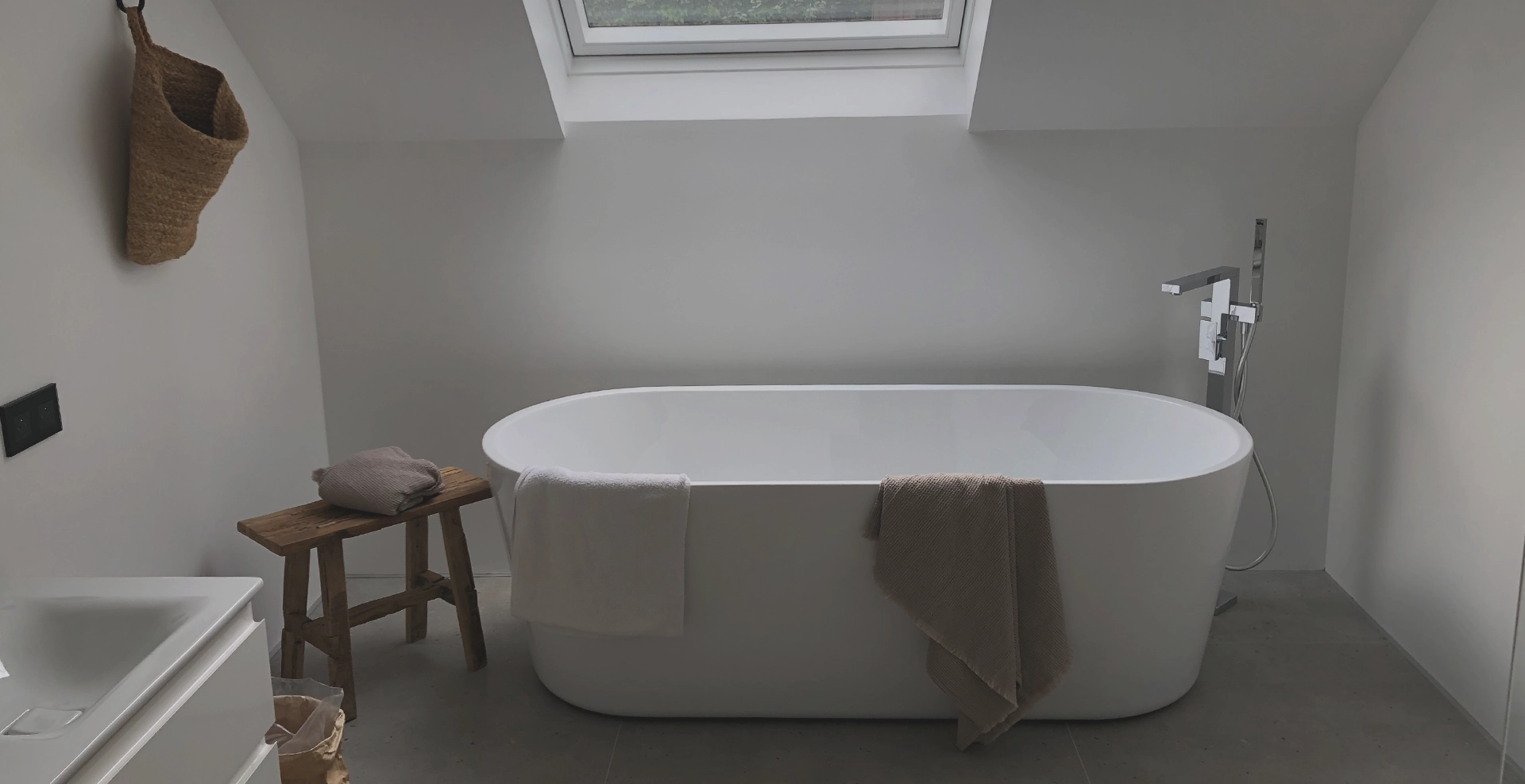 confiez la rénovation de votre salle de bain à bray-sur-seine à des experts locaux. aménagement sur-mesure, modernisation, conseils et devis personnalisés pour une salle de bain à votre image.