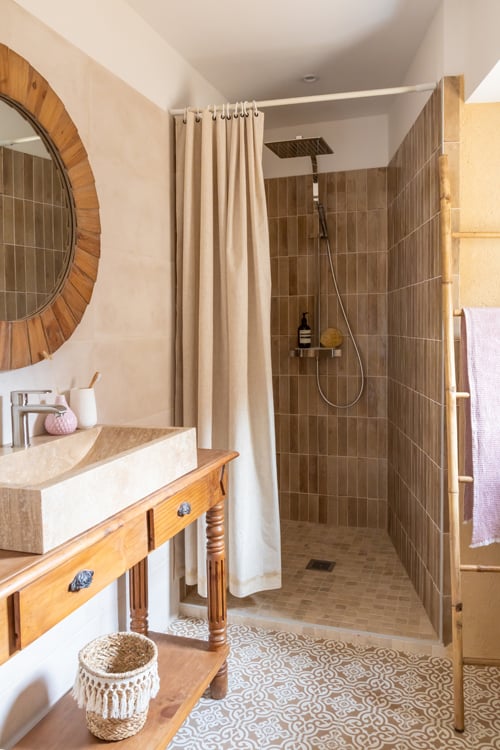 confiez la rénovation de votre salle de bain à chanteloup à des experts. bénéficiez de conseils personnalisés et d'un accompagnement sur mesure pour un espace moderne, fonctionnel et adapté à vos envies.