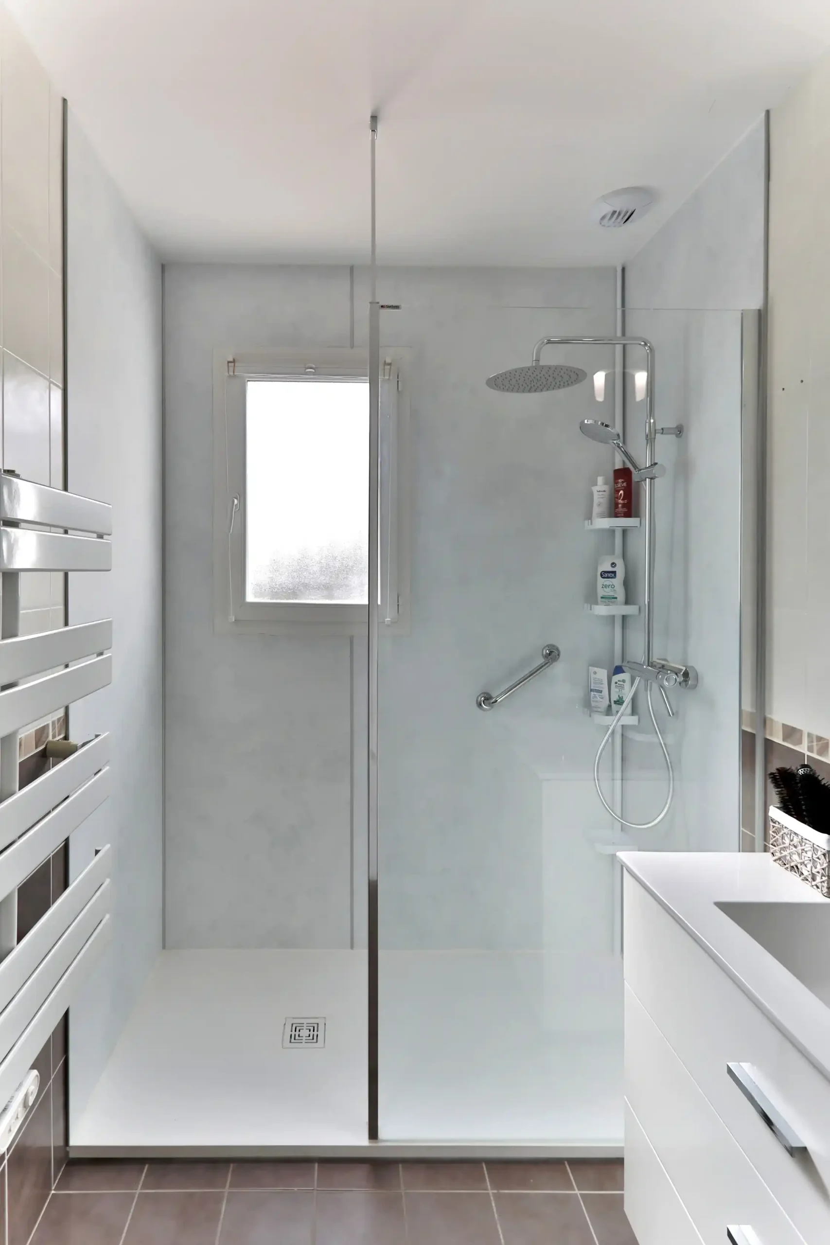 confiez la rénovation de votre salle de bain à cormeilles à des professionnels qualifiés. modernisez votre espace avec des solutions sur-mesure, travaux de qualité et respect de vos délais.