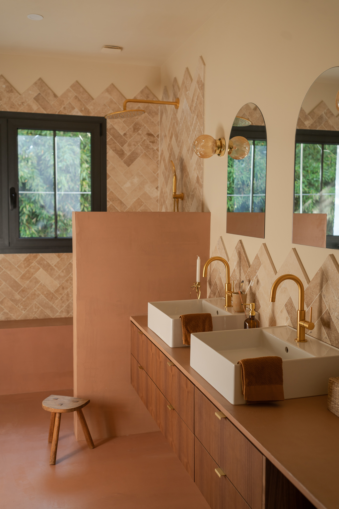 confiez la rénovation de votre salle de bain à ermont à des professionnels expérimentés. devis gratuit, conseils personnalisés et réalisations sur mesure pour transformer votre espace selon vos envies.