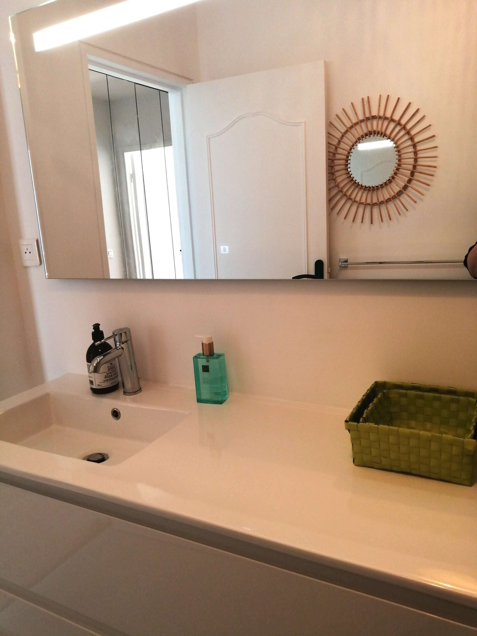 confiez la rénovation de votre salle de bain à issy-les-moulineaux à des experts qualifiés. solutions sur-mesure, conseils personnalisés et travaux de qualité pour transformer votre espace selon vos envies.