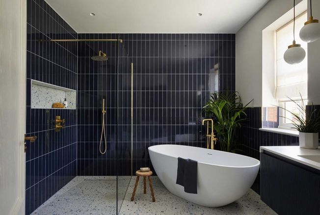 confiez votre rénovation de salle de bain moderne à paris 18 à nos experts ! design contemporain, matériaux de qualité et solutions personnalisées pour un espace élégant et fonctionnel.