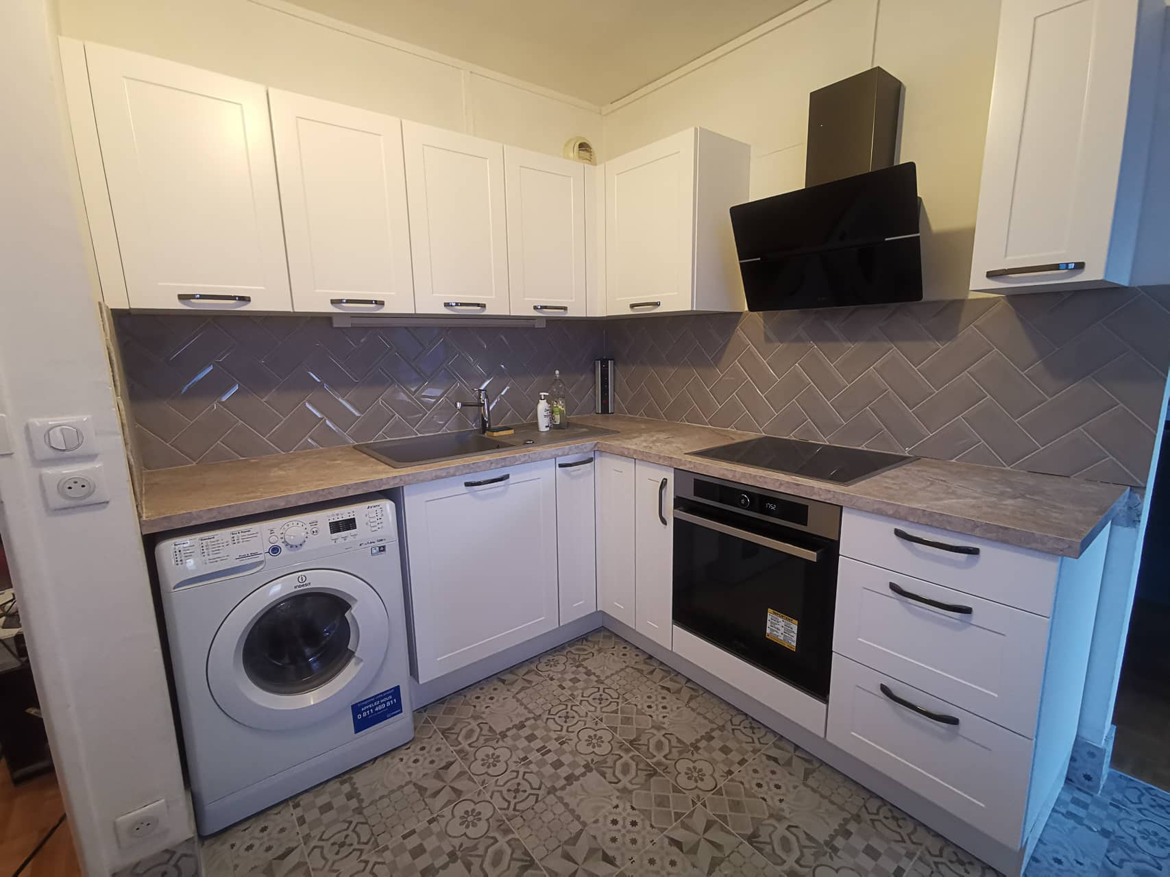 confiez la rénovation de votre salle de bain à villecresnes à des experts pour un espace moderne, fonctionnel et personnalisé. devis gratuit et conseils sur-mesure.