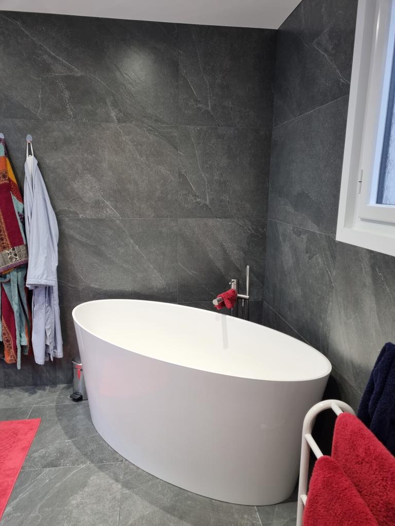 confiez votre rénovation de salle de bains à 77140 à des professionnels. conseils personnalisés, devis gratuit et travaux de qualité pour transformer votre espace selon vos envies.