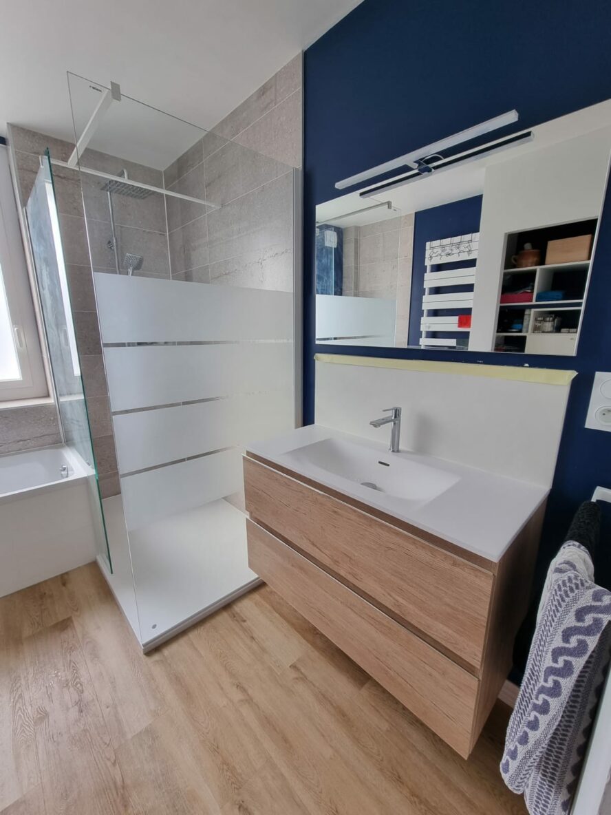 confiez la rénovation de votre salle de bains à des experts à 77440. services sur-mesure, modernisation, conseils personnalisés et devis gratuit pour un espace fonctionnel et élégant.