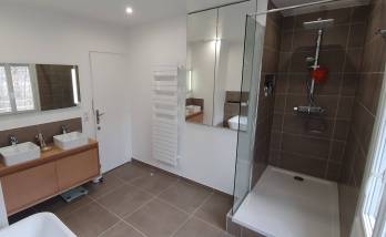 confiez la rénovation de votre salle de bains à des experts à 77570 : conseils personnalisés, devis gratuit et travaux de qualité pour un espace moderne et fonctionnel.