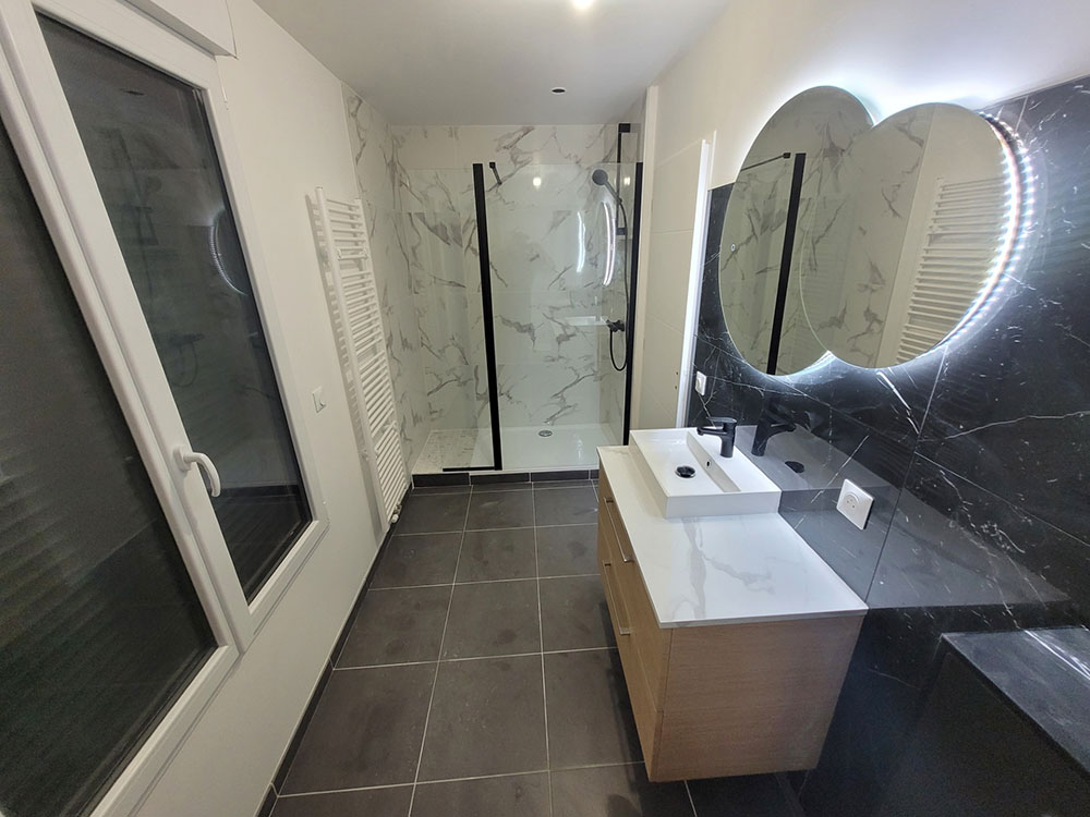 confiez la rénovation de votre salle de bains aux alluets-le-roi à des experts. conseils personnalisés, matériaux de qualité et réalisation soignée pour un espace moderne et fonctionnel.