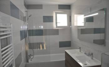 confiez la rénovation de votre salle de bains à brignancourt à des professionnels expérimentés. devis gratuit, conseils personnalisés et réalisations sur mesure pour un espace moderne et fonctionnel.