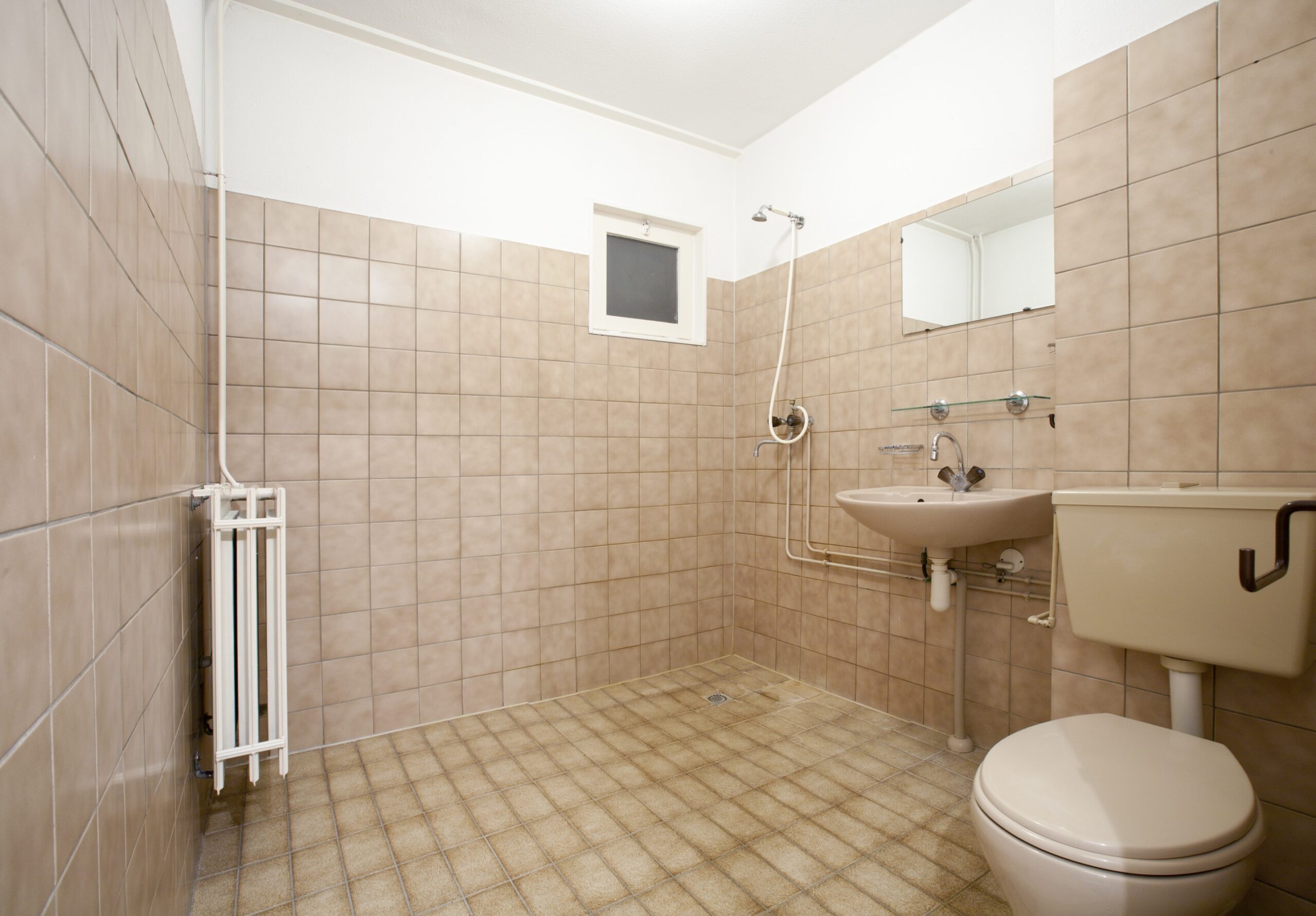 découvrez nos conseils et astuces pour rénover votre salle de bains selon votre budget. optimisez vos dépenses tout en obtenant une pièce moderne et fonctionnelle.