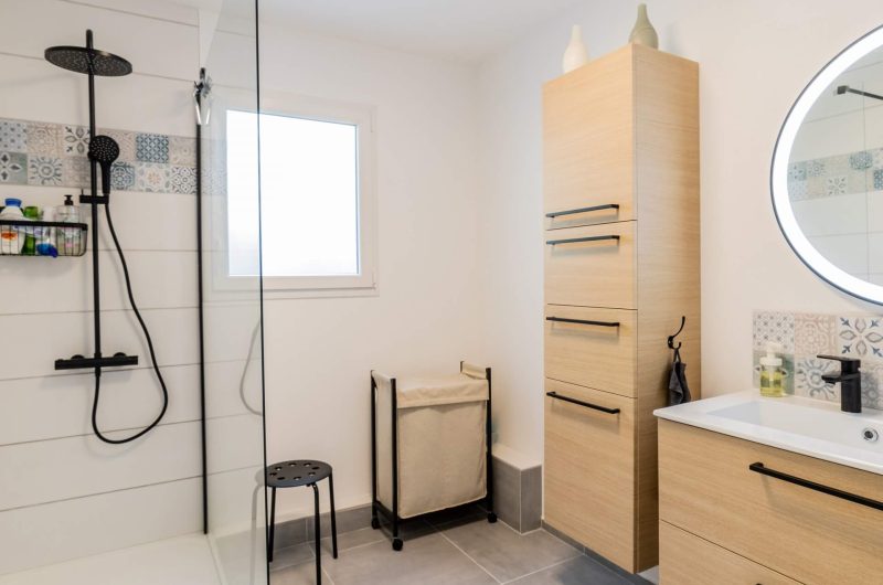 confiez la rénovation de votre salle de bains à châteaubleau en 2025 à des professionnels qualifiés. devis gratuit, conseils personnalisés et réalisations sur mesure pour un espace moderne et fonctionnel.