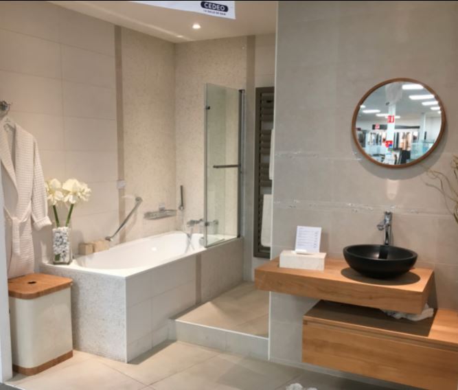 confiez votre rénovation de salle de bains à ecquevilly à des professionnels qualifiés. devis gratuit, aménagement sur-mesure, matériaux de qualité et finitions soignées pour transformer votre espace selon vos envies.