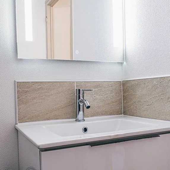 besoin de rénover votre salle de bains à élancourt en 2025 ? découvrez nos solutions sur-mesure, modernes et fonctionnelles pour transformer votre espace selon vos envies. devis gratuit et accompagnement personnalisé.