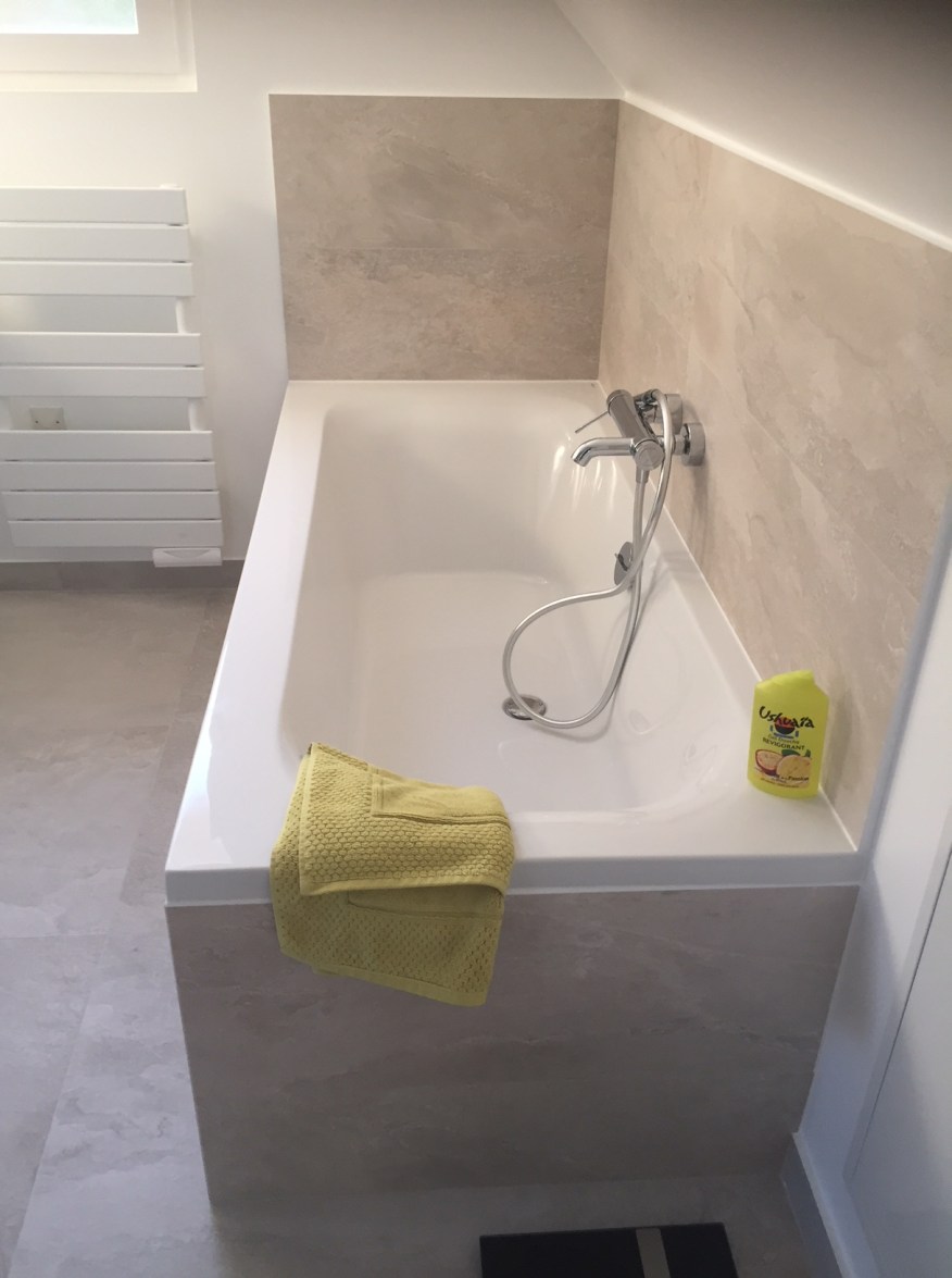 transformez votre salle de bains à feucherolles en 2025 avec nos services de rénovation sur mesure : modernisation, optimisation de l'espace et finitions haut de gamme. demandez un devis gratuit !