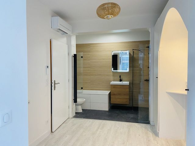 confiez la rénovation de votre salle de bains à jouars-pontchartrain en 2025 à des experts qualifiés. modernisez votre espace avec des solutions sur mesure, un accompagnement professionnel et des matériaux de qualité.