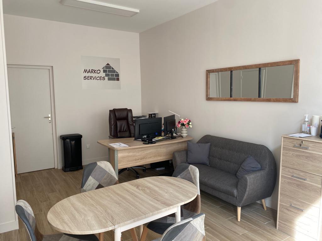 confiez la rénovation de votre salle de bains à jouy-en-josas à des experts en 2025. conseils personnalisés, travaux de qualité et transformation complète pour une pièce moderne et fonctionnelle.